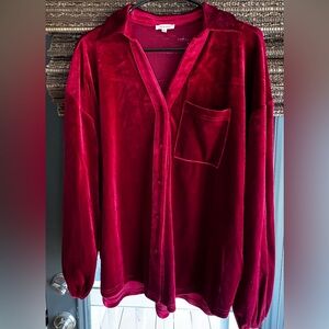 JODIFL Womens Rich Velvet Burgundy Shirt. Size M